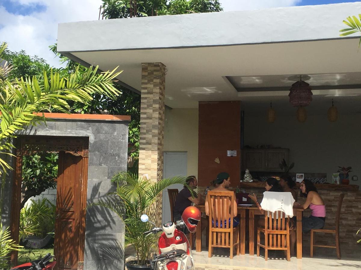 Arjuna Uluwatu Guest House Extérieur photo