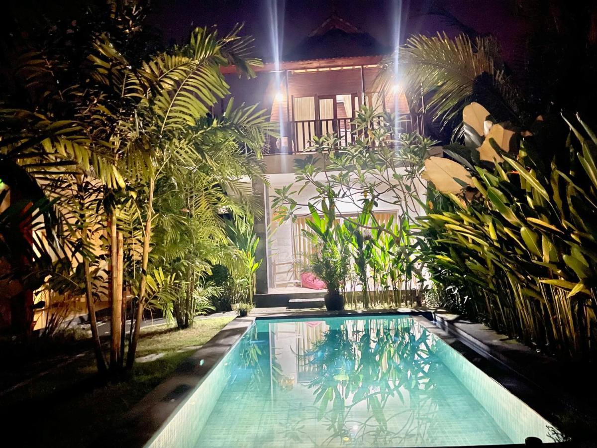 Arjuna Uluwatu Guest House Extérieur photo